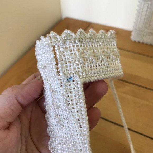 Needlepoint Hardanger Plastic Canvas Photo Frames 6.5x9" Set of 2 Hand Made - Picture 2 of 5